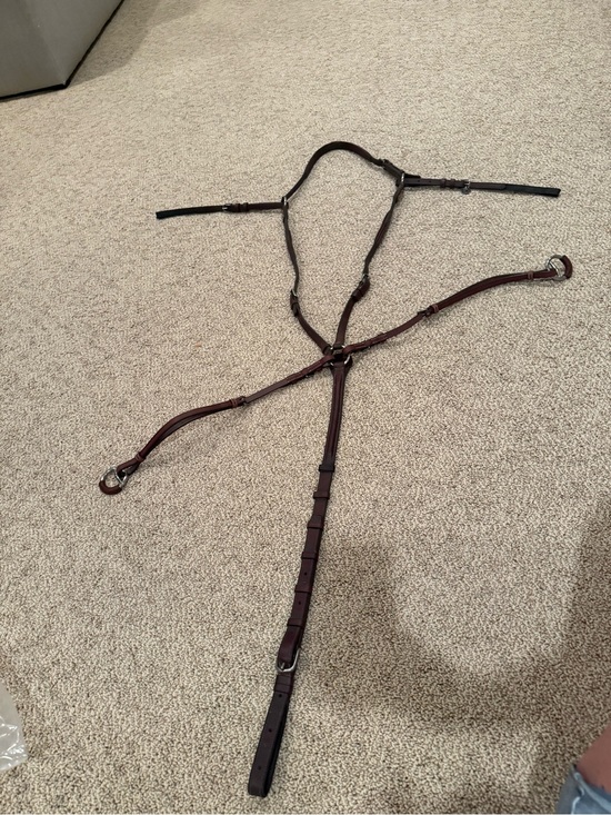 Cwd Other - Used CWD Raised Adjustable Bridge Breastplate. Oversized in color Brown.